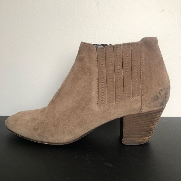 Aquatalia brown suede ankle boots - Picture 2 of 14